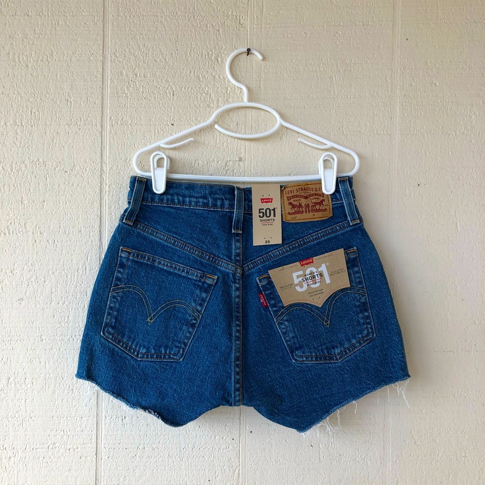 Levi’s 501 high waisted shorts